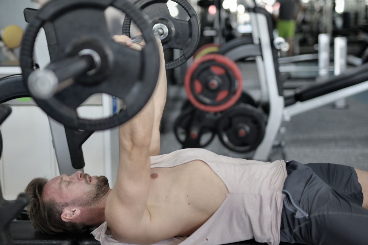 A person doing excercise to make his metabolism more active to get rid of thca from his body